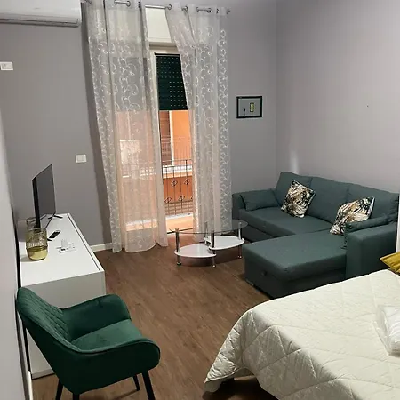 Apartment Damaky