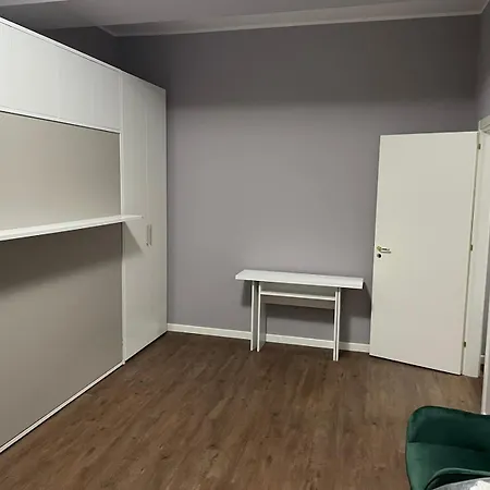Damaky Apartment *